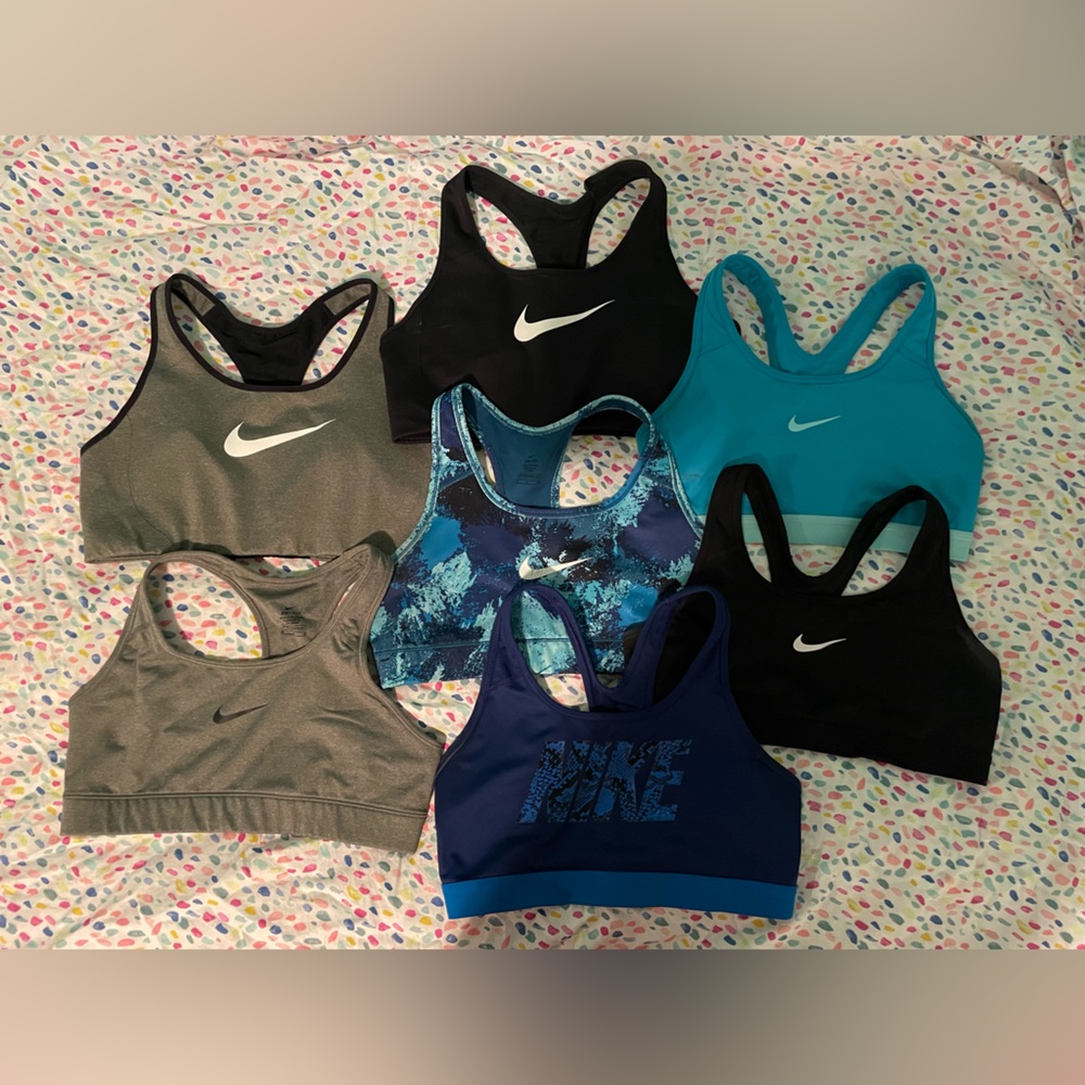 Nike Sports Bra LOT